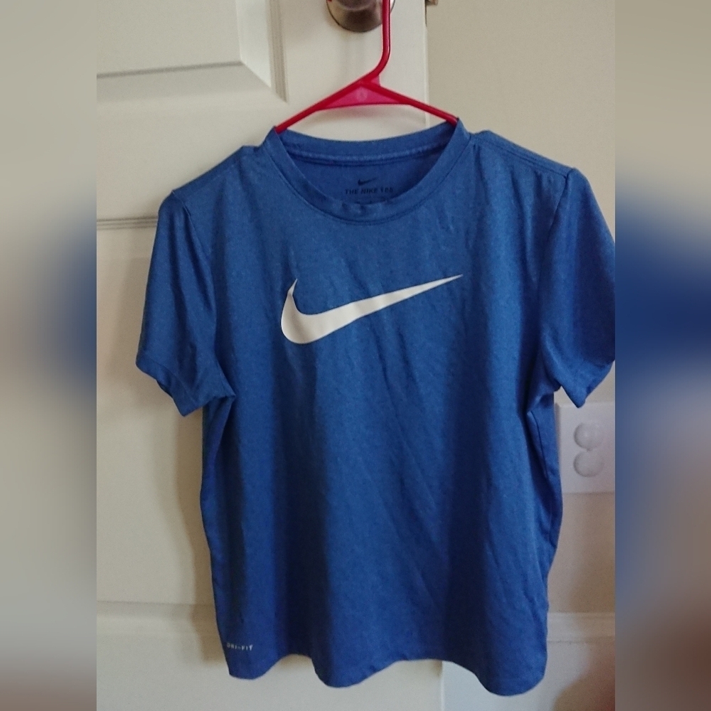 Nike Kids Dri-FIT short-sleeve Classic Blue Tee size L (8-9)